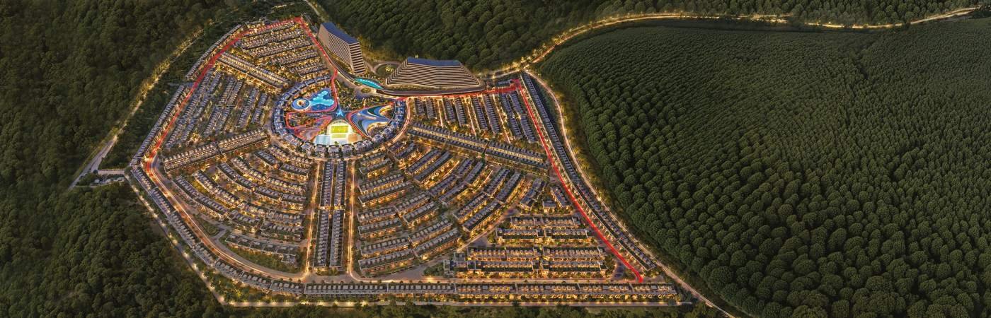 Greenz community at night